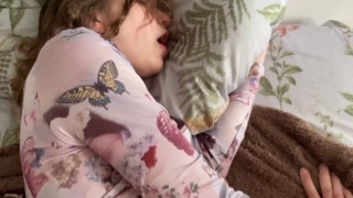 ЧЛЕН НЕ ПОМЕЩАЕТСЯ ВО РТУ